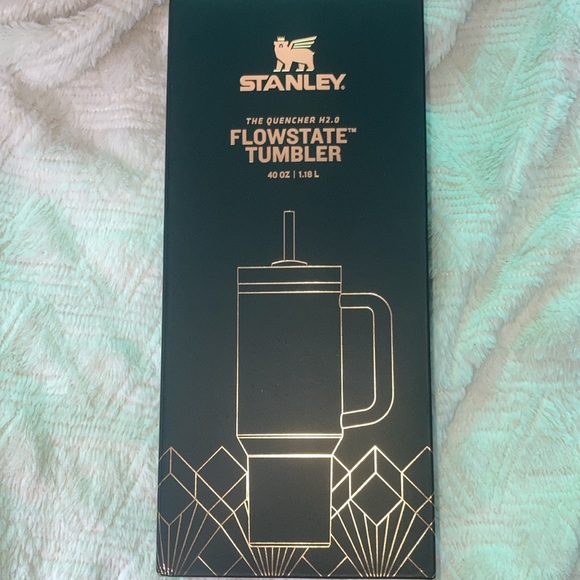 Stanley Tumbler- Blush Gloss Deco- 40 oz - BRAND NEW; NEVER USED - Picture 3 of 3